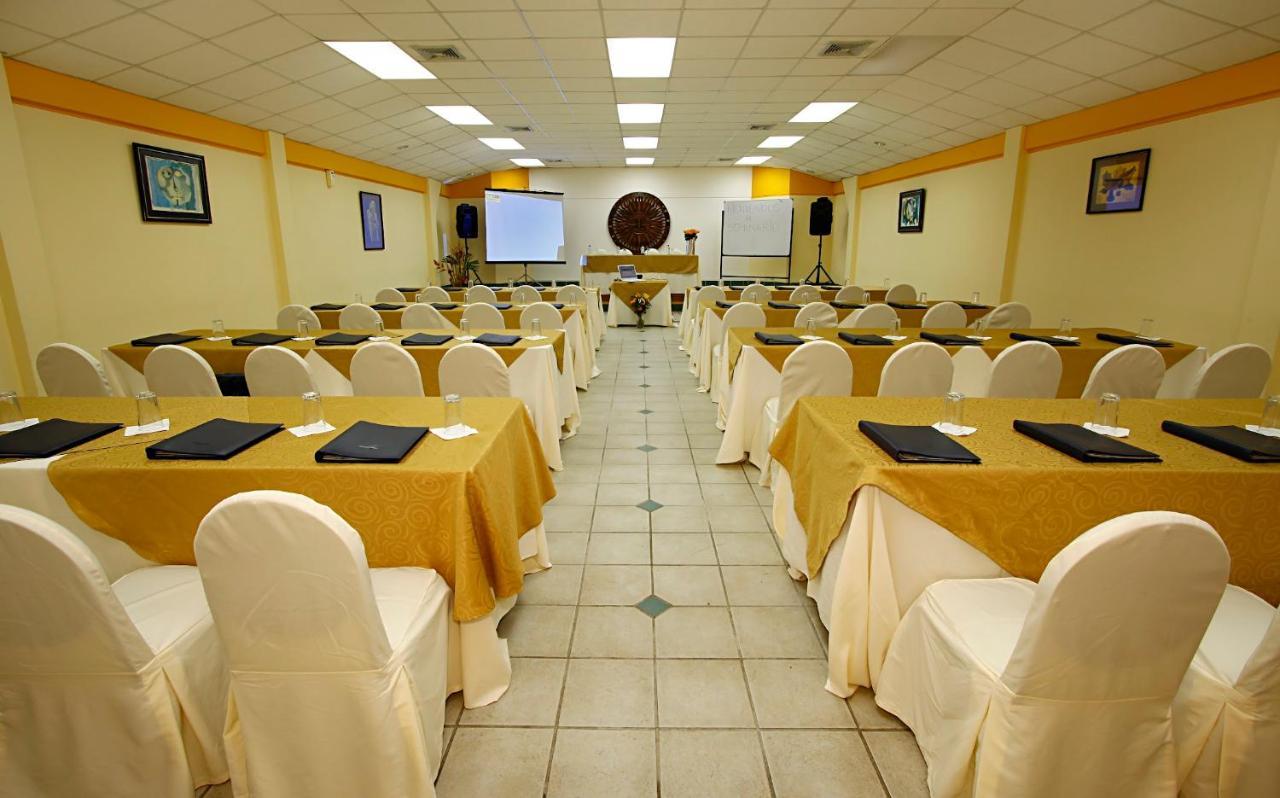 Hotel Club Del Sol 아타카메스 외부 사진